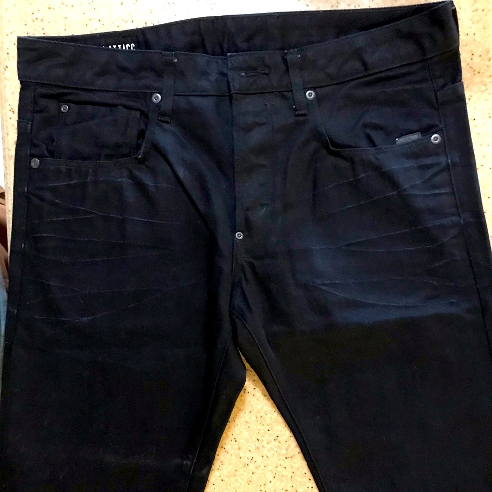 Nice gently used pair of G Star Raw black jeans!